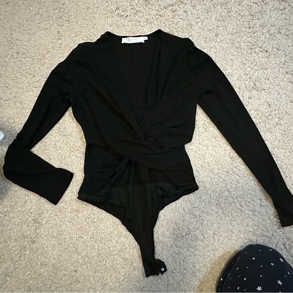 ASTR black bodysuit with cutouts size medium - Picture 3 of 13